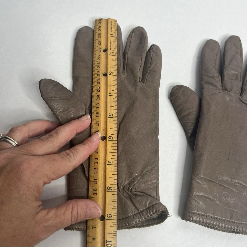 Vintage Fownes Genuine Leather Acrylic Lined Gloves Womens Sz 8 Tan
